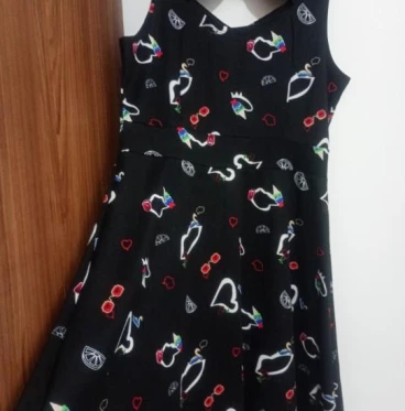 Imagem Lindo vestido florido veste muito bem!;)