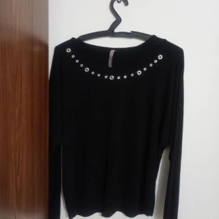 Linda blusa donata tamanho GG estilos
